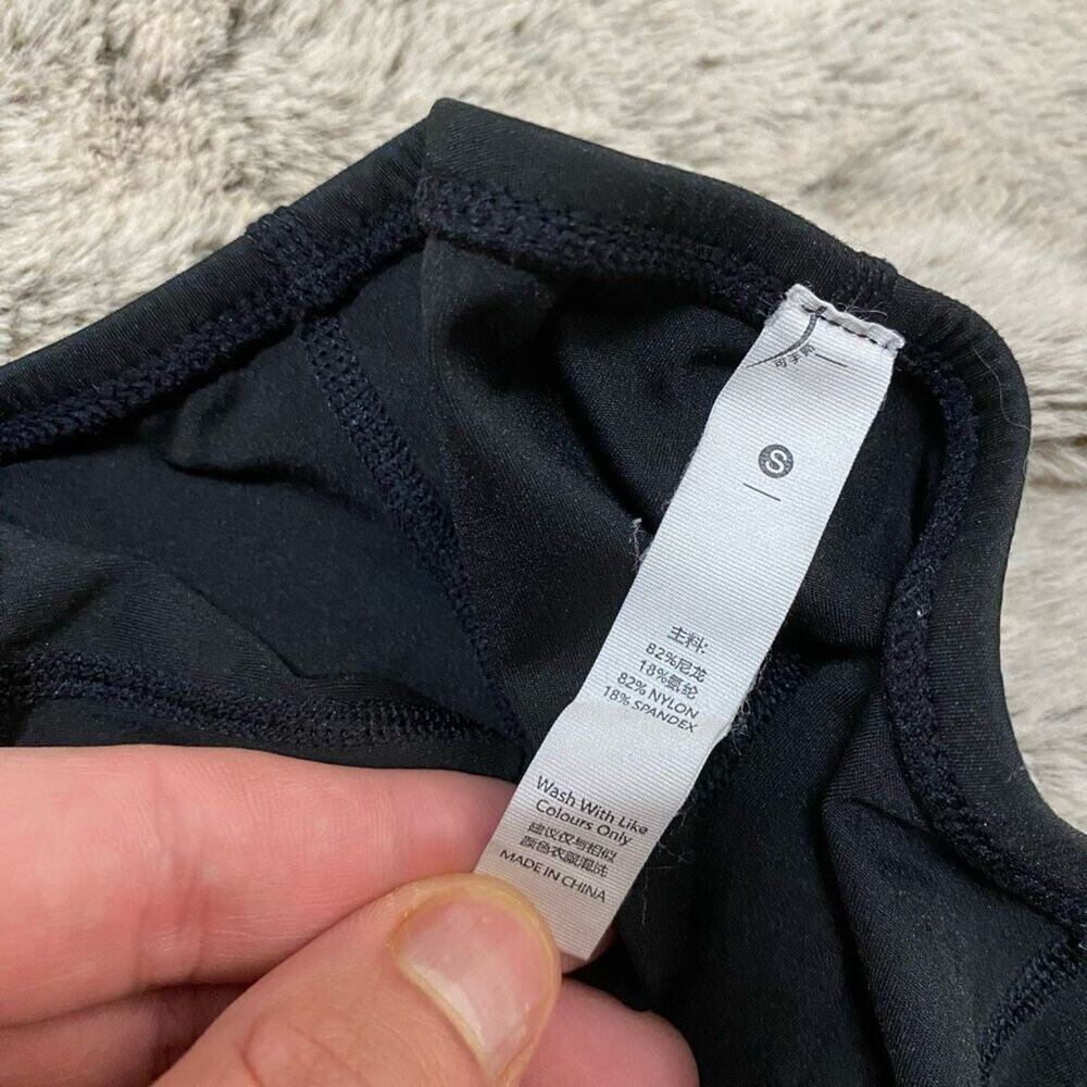 Black Athletic Bike Shorts With Side Pockets | Sz S View 4